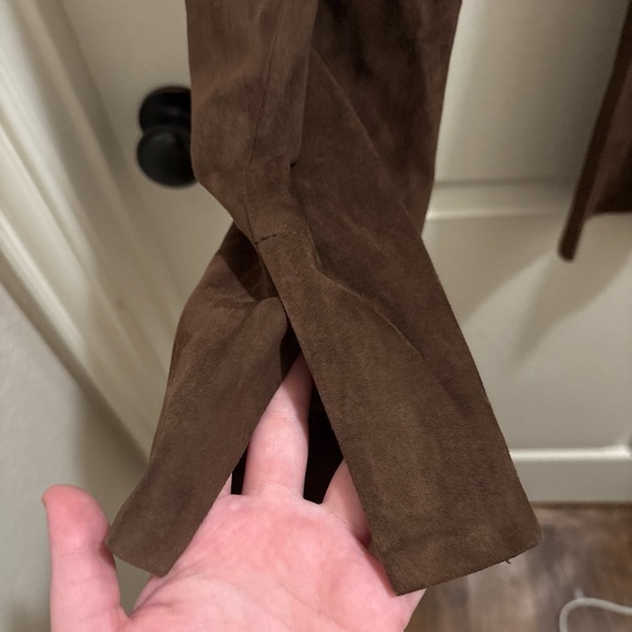 Vince. Brown Stretch Suede Split Hem Crop Pant Size Large Chic Lamb Leather - Picture 8 of 9